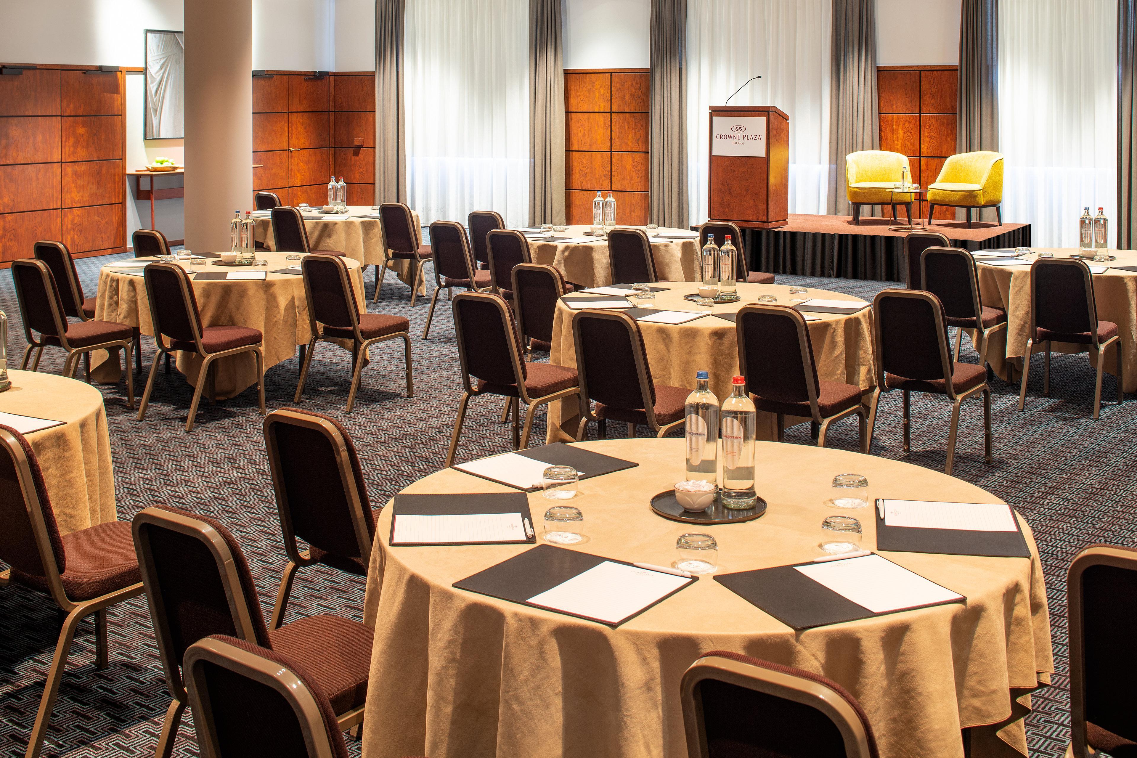 Crowne Plaza Hotel Brugge By Ihg Buitenkant foto