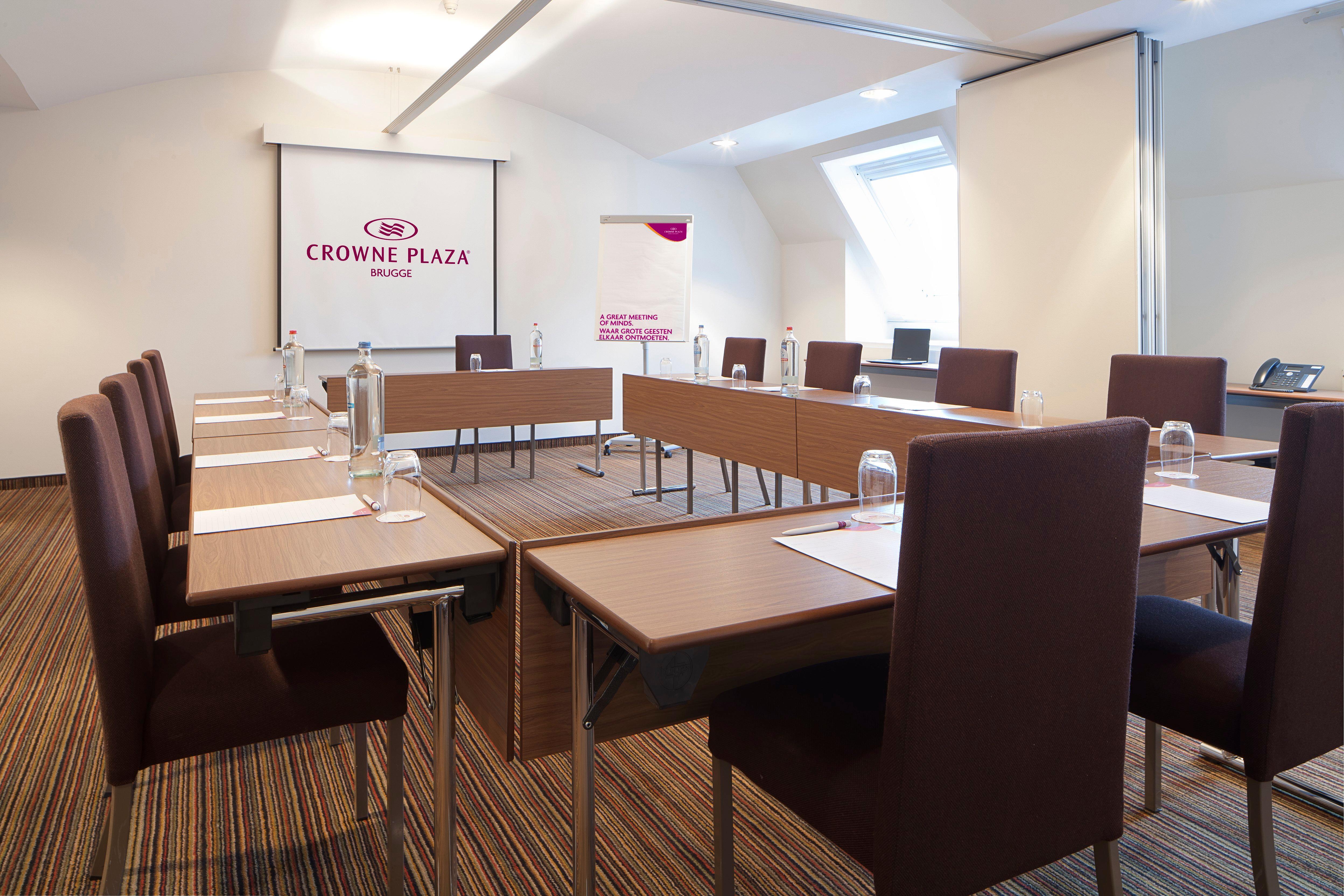 Crowne Plaza Hotel Brugge By Ihg Buitenkant foto