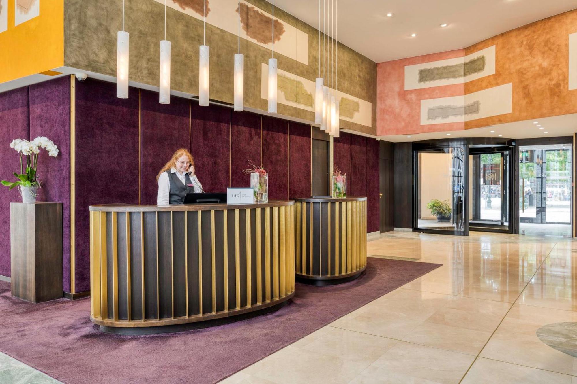 Crowne Plaza Hotel Brugge By Ihg Buitenkant foto