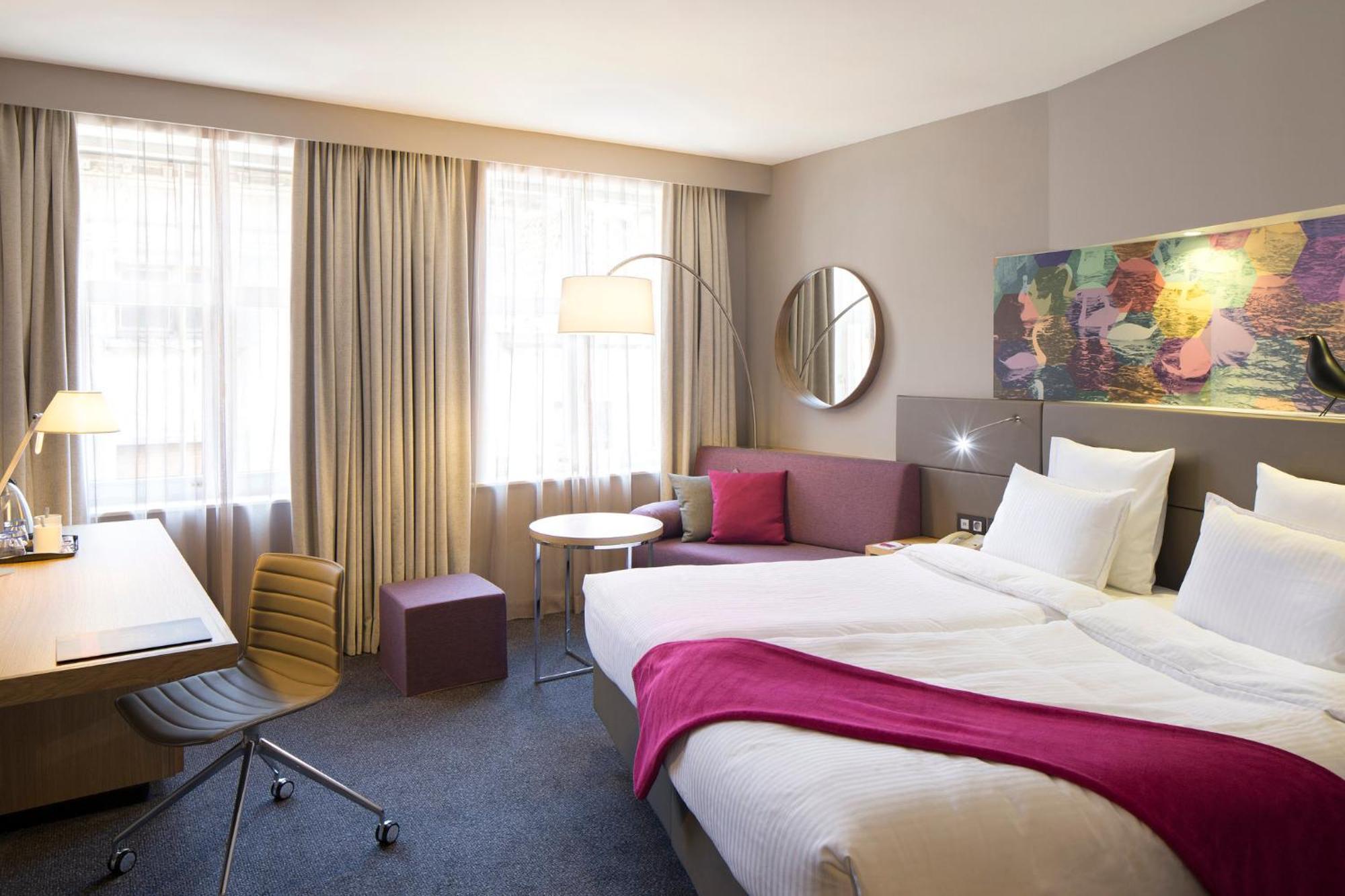 Crowne Plaza Hotel Brugge By Ihg Buitenkant foto